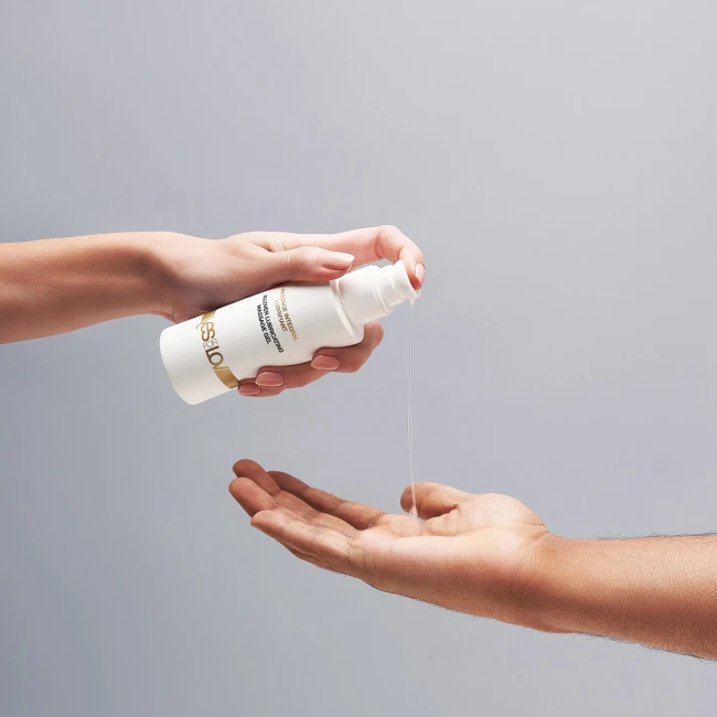 Массажный гель 2в1 «ALLOVER LUBRICATING MASSAGE GEL» от «YESforLOV» (100 ML) Массажный гель 2в1 «ALLOVER LUBRICATING MASSAGE GEL» от «YESforLOV» (100 ML)