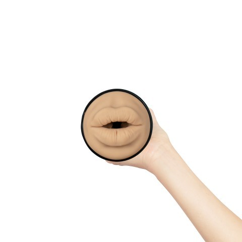 Набор: мастурбатор Feel копия губ порно звезды Victoria June и интерактивная насадка «Power Blow» от «Kiiroo» Набор: мастурбатор Feel копия губ порно звезды Victoria June и интерактивная насадка «Power Blow» от «Kiiroo»