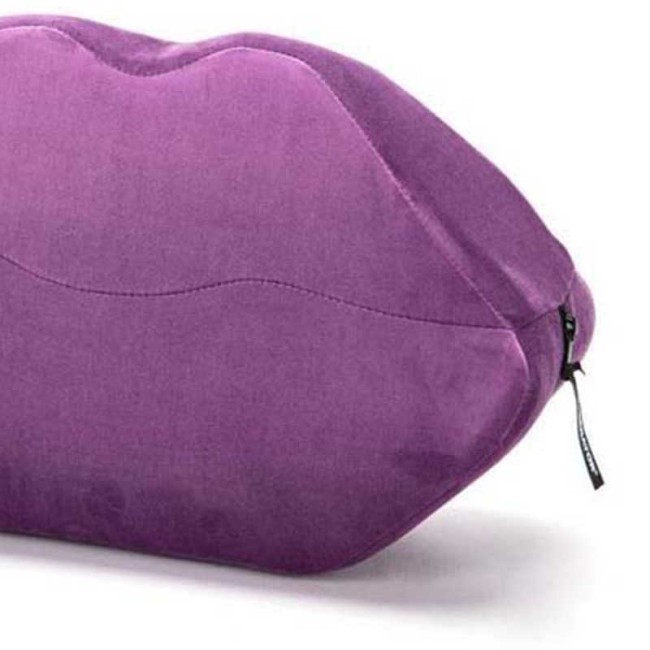 Подушка для любви с чехлом из микрофибры Liberator Kiss Wedge Подушка для любви с чехлом из микрофибры Liberator Kiss Wedge