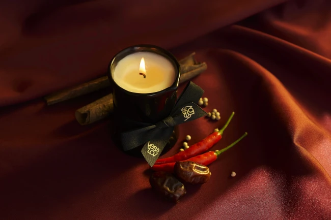 Массажная свеча «TITILLATING MASSAGE CANDLE» от «YESforLOV»