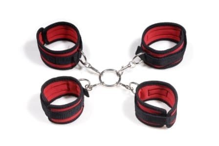 Яркие фиксаторы для рук и ног