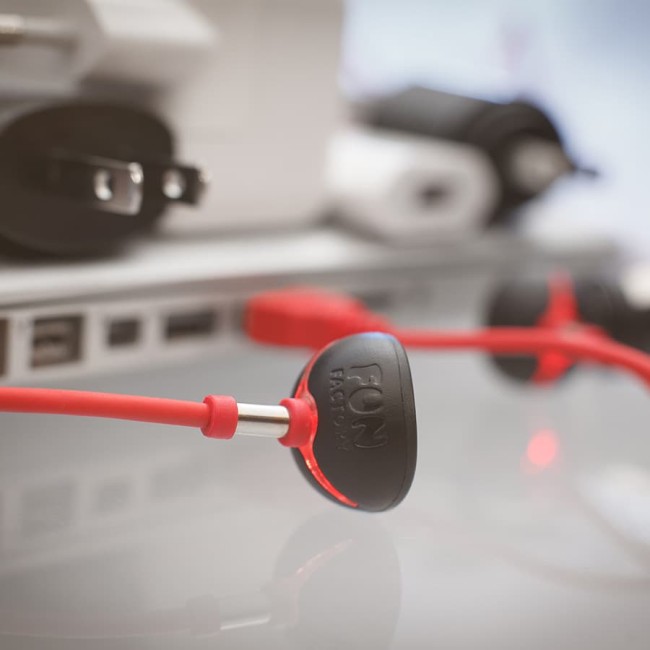 «HYBRID KIT» зарядное устройство для гибридных вибраторов от «Fun Factory» «HYBRID KIT» зарядное устройство для гибридных вибраторов от «Fun Factory»