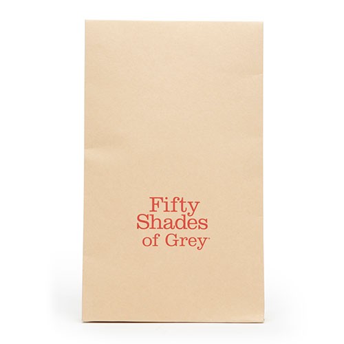 Ошейник с зажимами для сосков «Reversible Collar Nipple Clamps» от «Fifty Shades of Grey»