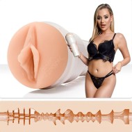 Вагина-мастурбатор «Blake Blossom Bombshell Signature Vagina» от «Fleshlight»