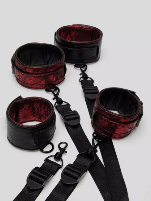 Комплект для фиксации на матрасе «Sweet Anticipation» от «Fifty Shades of Grey»