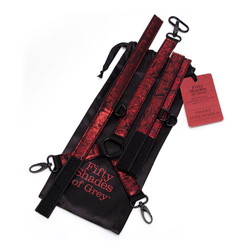 Ошейник с наручниками «Reversible Faux Leather Collar and Wrist» от «Fifty Shades of Grey» Ошейник с наручниками «Reversible Faux Leather Collar and Wrist» от «Fifty Shades of Grey»