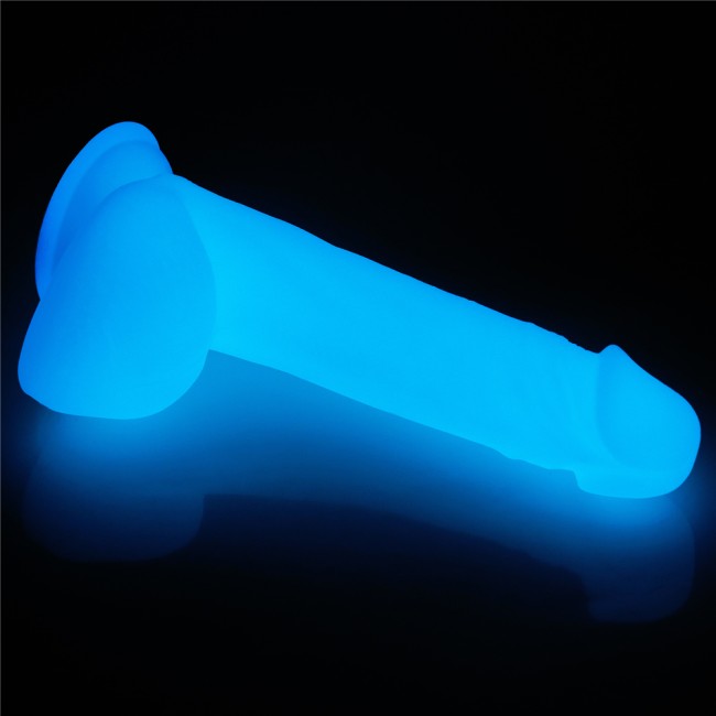 Фаллоимитатор светящийся в темноте «8.0'' Lumino Play Silicone Dildo» от «Lovetoy» (15 см) Фаллоимитатор светящийся в темноте «8.0'' Lumino Play Silicone Dildo» от «Lovetoy» (15 см)