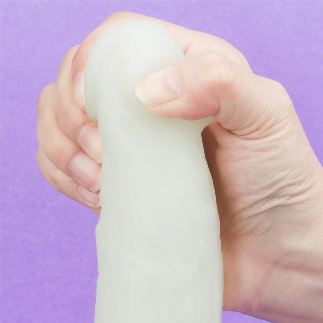 Фаллоимитатор светящийся в темноте «10.5'' Lumino Play Silicone Dildo» от «Lovetoy» (21 см) Фаллоимитатор светящийся в темноте «10.5'' Lumino Play Silicone Dildo» от «Lovetoy» (21 см)