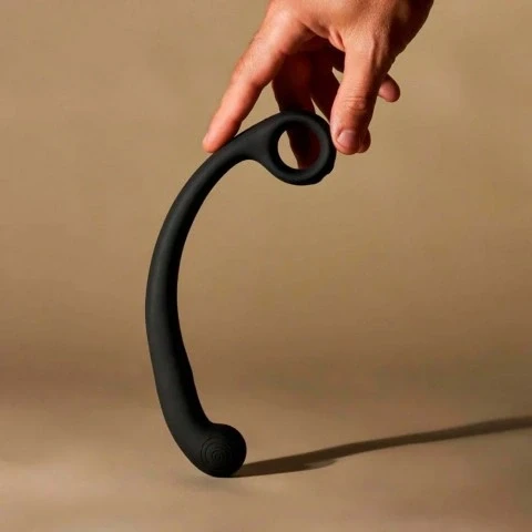 Стимулятор точки G с вибрацией и имитацией движений «Snail AXI» от «SVibe» (темно-серый) Стимулятор точки G с вибрацией и имитацией движений «Snail AXI» от «SVibe» (темно-серый)