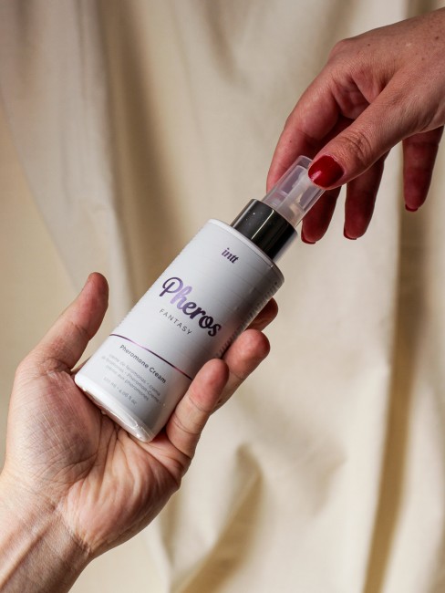 Интимный крем для кожи и волос с феромонами «Pheros Fantasy» от «Intt» (100 ML)