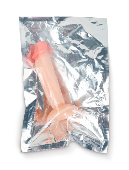 Реалистичный фаллоимитатор на присоске (15 см) Реалистичный фаллоимитатор на присоске (15 см)