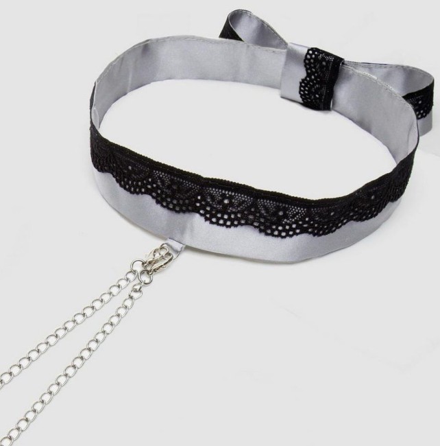 Атласный ошейник с зажимами для сосков Play Nice Атласный ошейник с зажимами для сосков Play Nice