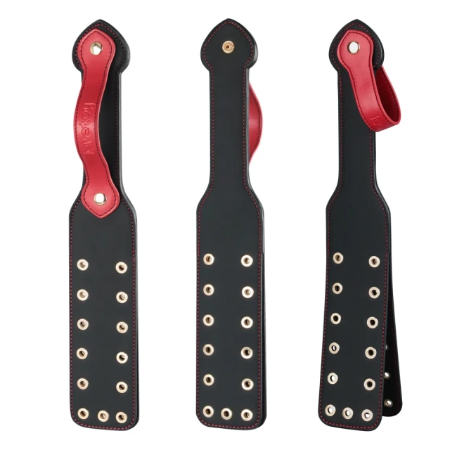 Чёрный паддл с шнуровкой «Rebellion Reign Paddle Dual-Branch» от «Lovetoy» Чёрный паддл с шнуровкой «Rebellion Reign Paddle Dual-Branch» от «Lovetoy»