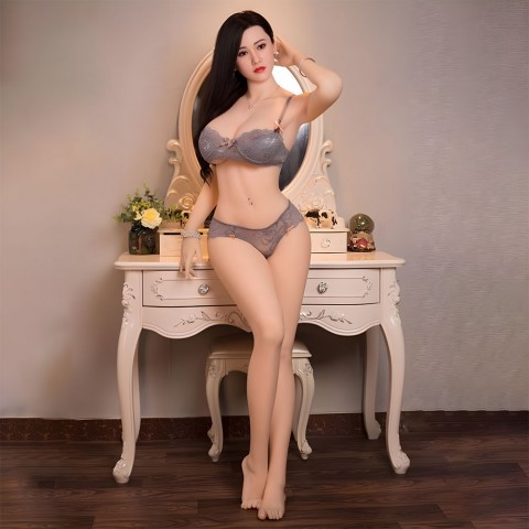 Реалистичная секс-кукла Мико (166 см, 42 кг)