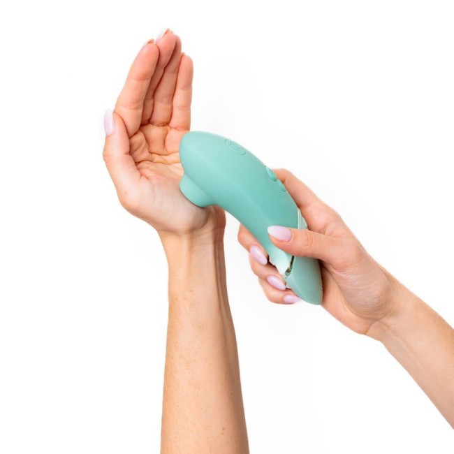 Зеленый бесконтактный клиторальный стимулятор с функцией «Climax Control» «Next» от «Womanizer» Зеленый бесконтактный клиторальный стимулятор с функцией «Climax Control» «Next» от «Womanizer»