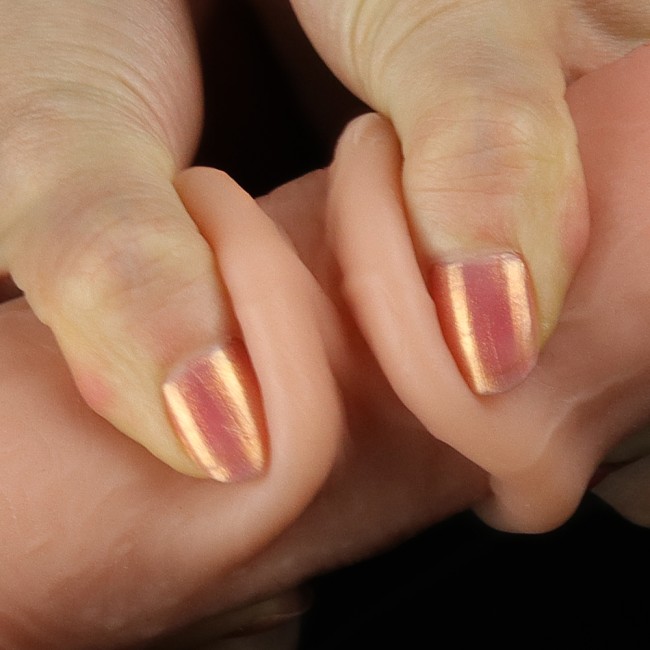 Фаллоимитатор реалистичный на присоске (17 см) Фаллоимитатор реалистичный на присоске (17 см)